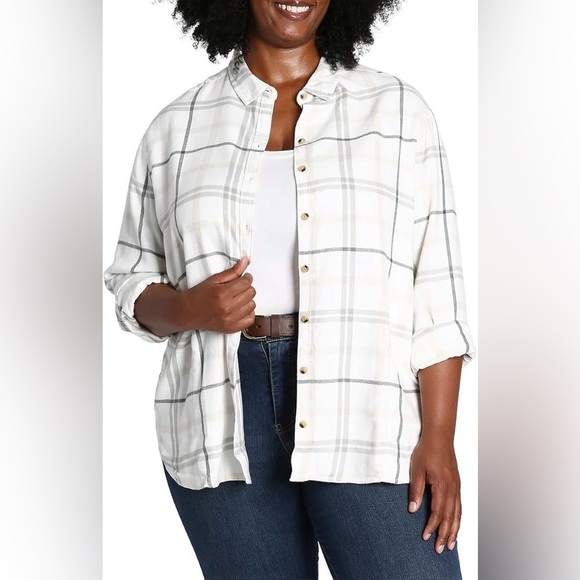 NWOT JACHS Girlfriend White and Gray Women's Super Soft Feel Flannel Shirt - Picture 3 of 8